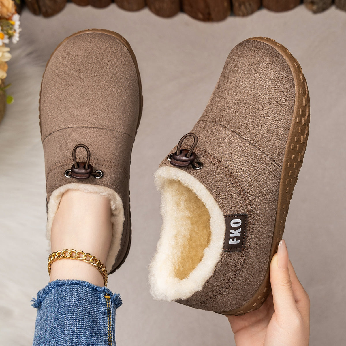 Women’s Warm Plush-Lined Mules – Warm, Comfortable & Non-Slip Winter Shoes